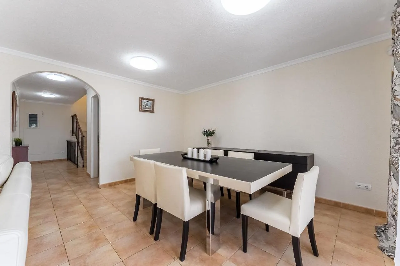 Villa Los Cristianos Duplex Arona  Ferienhaus